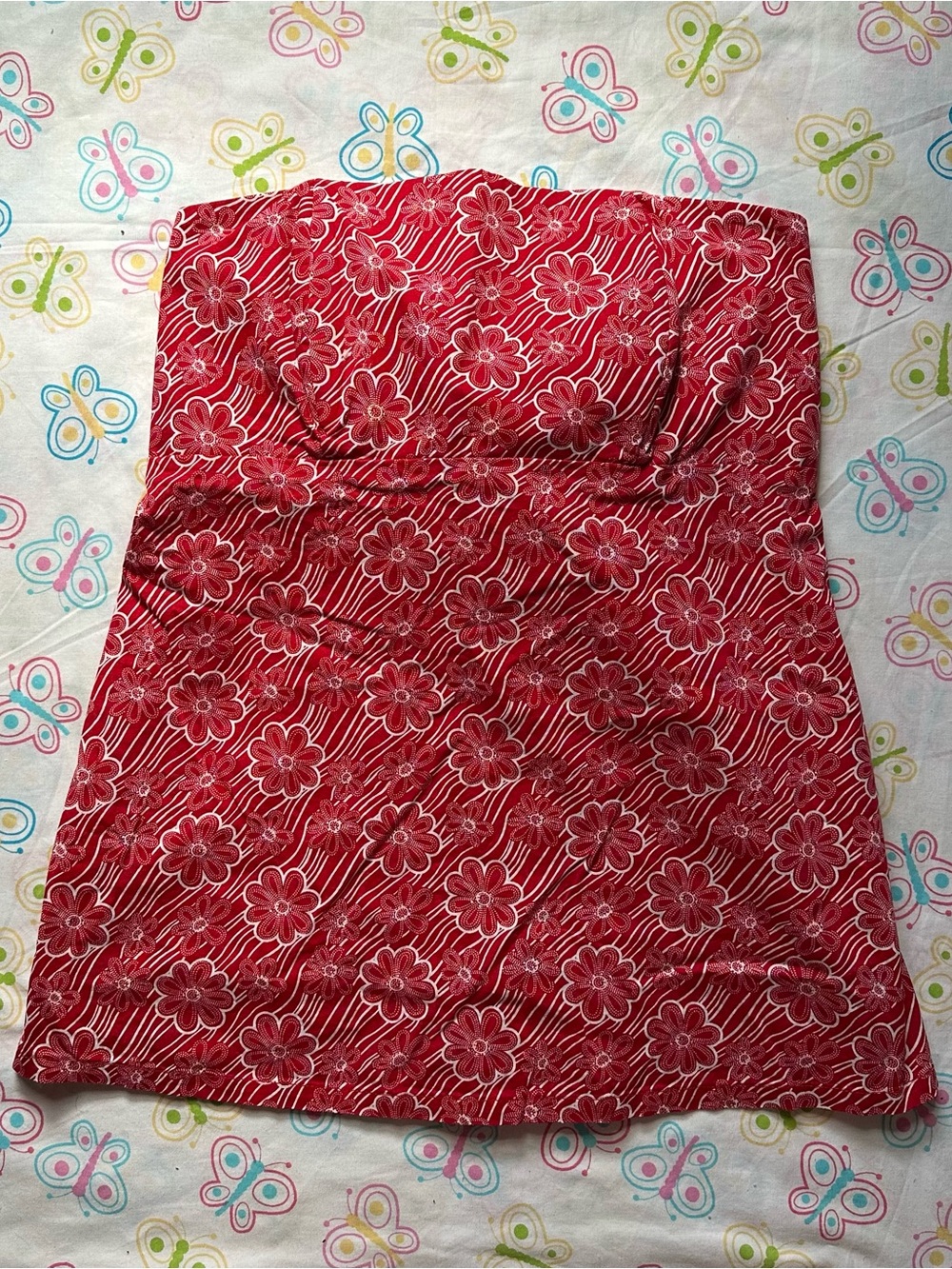 Y2K Central Falls Red & White Floral Print Strapless Top